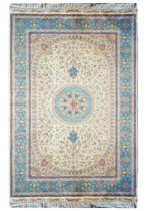 Luxurious-Handmade-Esfahan-Silk-Rug.jpg 