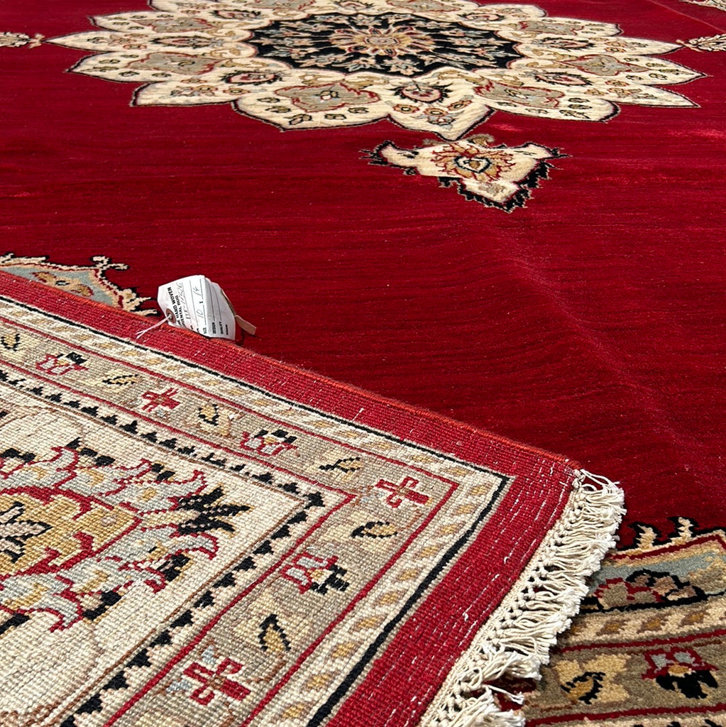 10 x 14 Red White Ivory Rug 17526