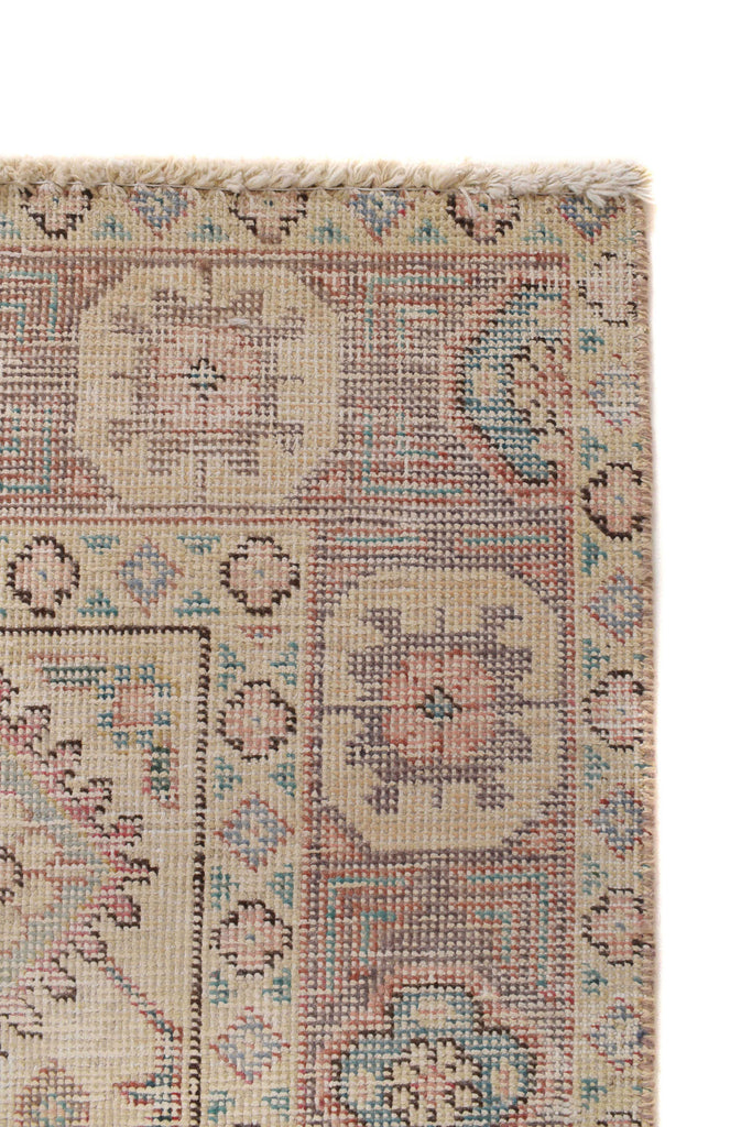 4.4 x 6.0 Low Pile Vintage Heriz Rug M121