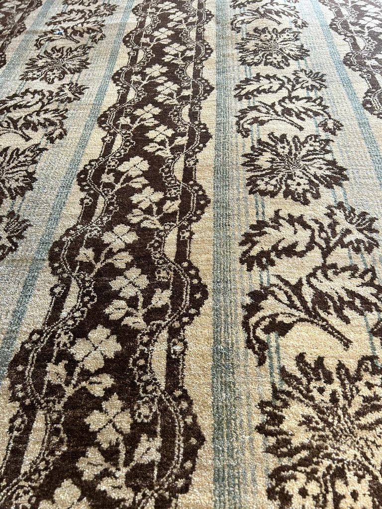 6' x 9' Traditional Chobi Rug #PIX-15203