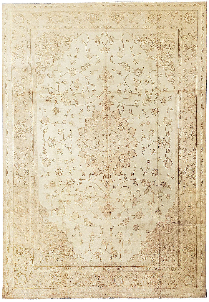 Luxurious-Authentic-khaki-Ushak-Rug.jpg