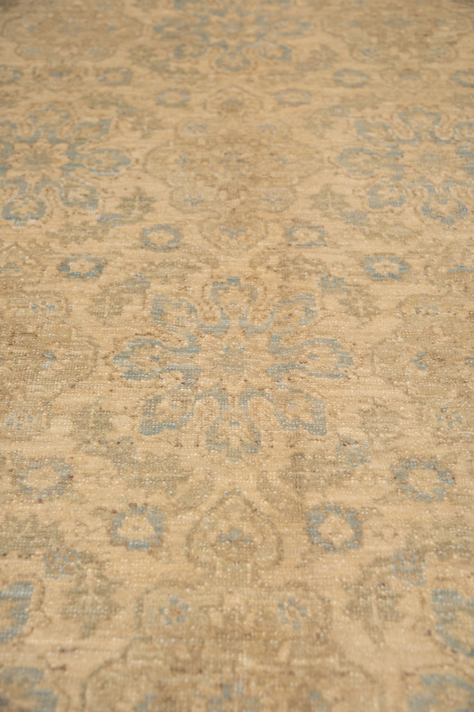 6.8 x 10.0 Muted Beige & Blue Chobi Ziegler Rug – Hand-Knotted Wool Traditional Floral Design #B-77554
