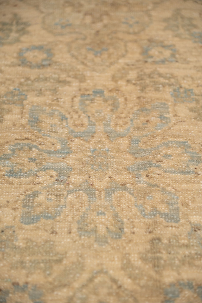6.8 x 10.0 Muted Beige & Blue Chobi Ziegler Rug – Hand-Knotted Wool Traditional Floral Design #B-77554