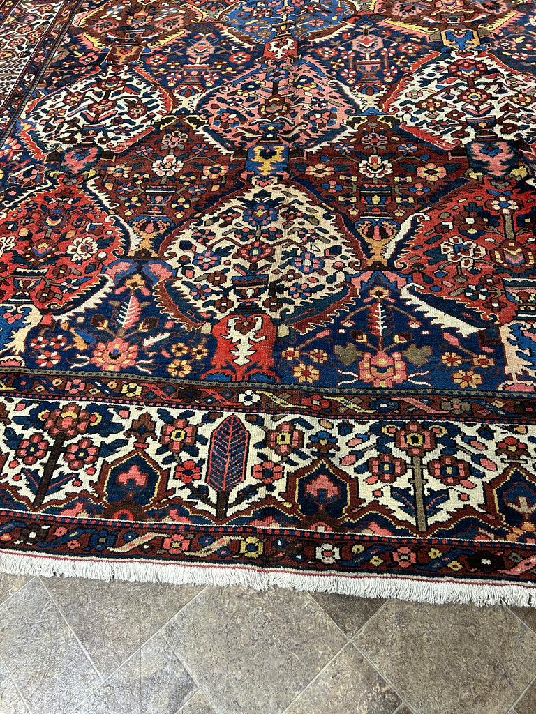 Handmade-Persian-Bakhtiari-Rug.jpg