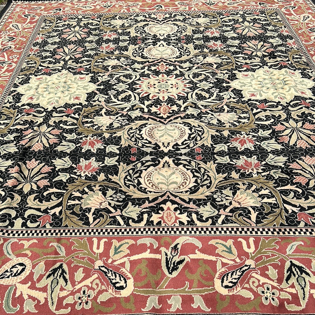 10 x 12 Black Handmade Luxurious Softness Agra Rug 23981