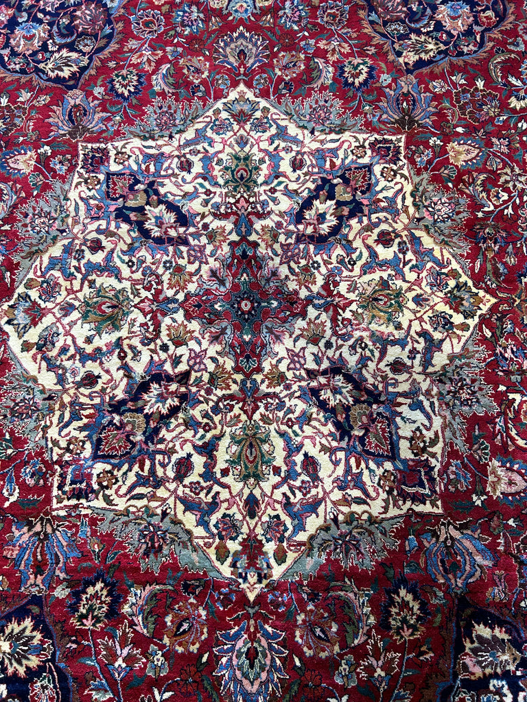 11.2 x 16.6 Fine Wool and Silk on Silk Foundation Handmade Rug #FPIX-5552