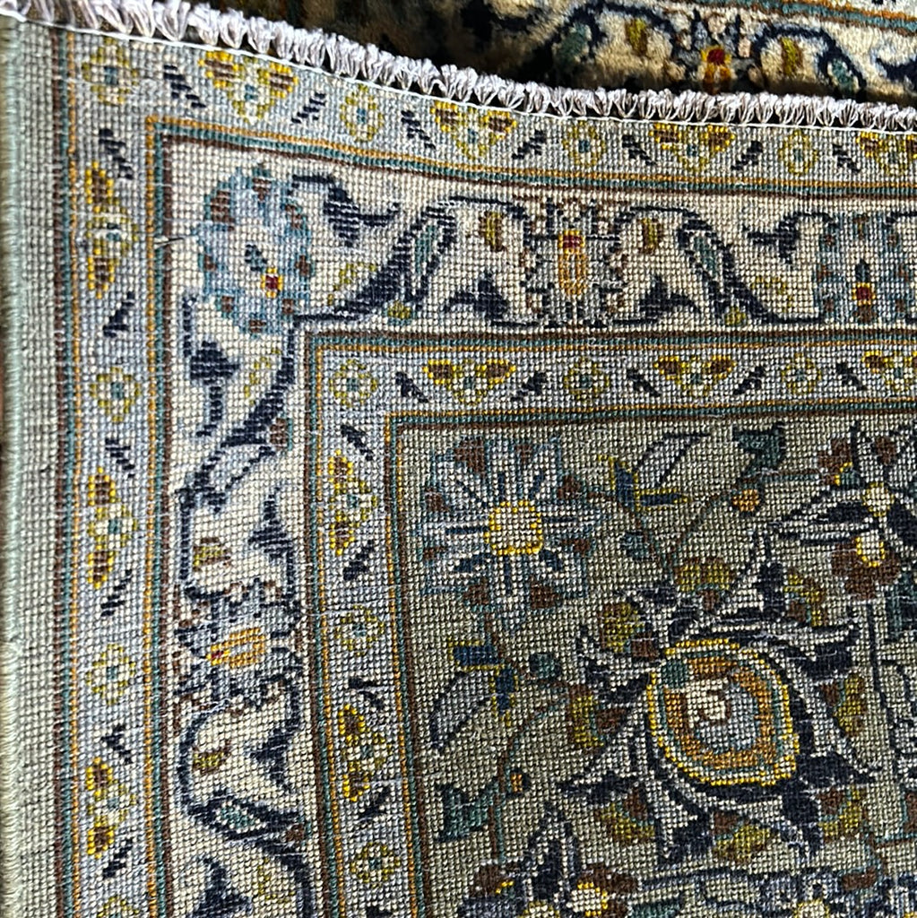 10.1 x 13.2 Green Exquisite Persian Design Kashan Rug 82228