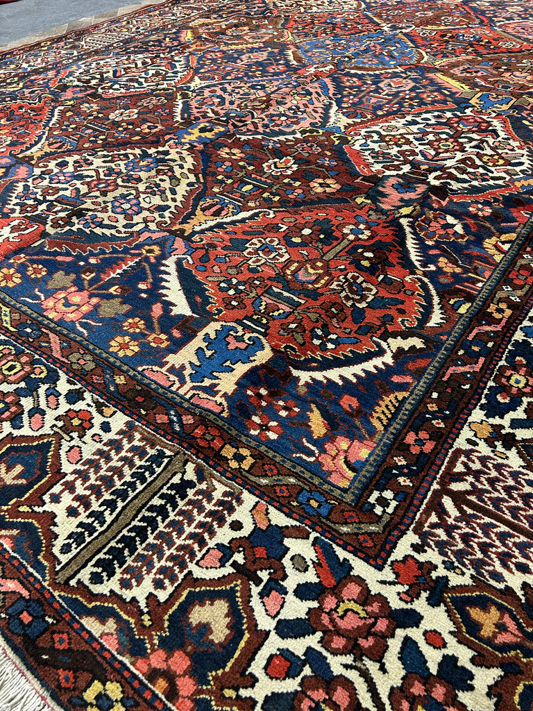 Handmade-Persian-Bakhtiari-Rug.jpg