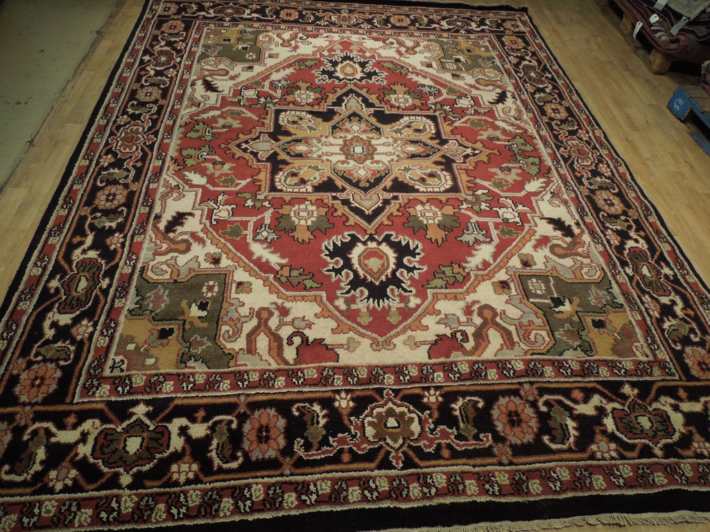 Luxurious-Traditional-Heriz-Rug.jpg