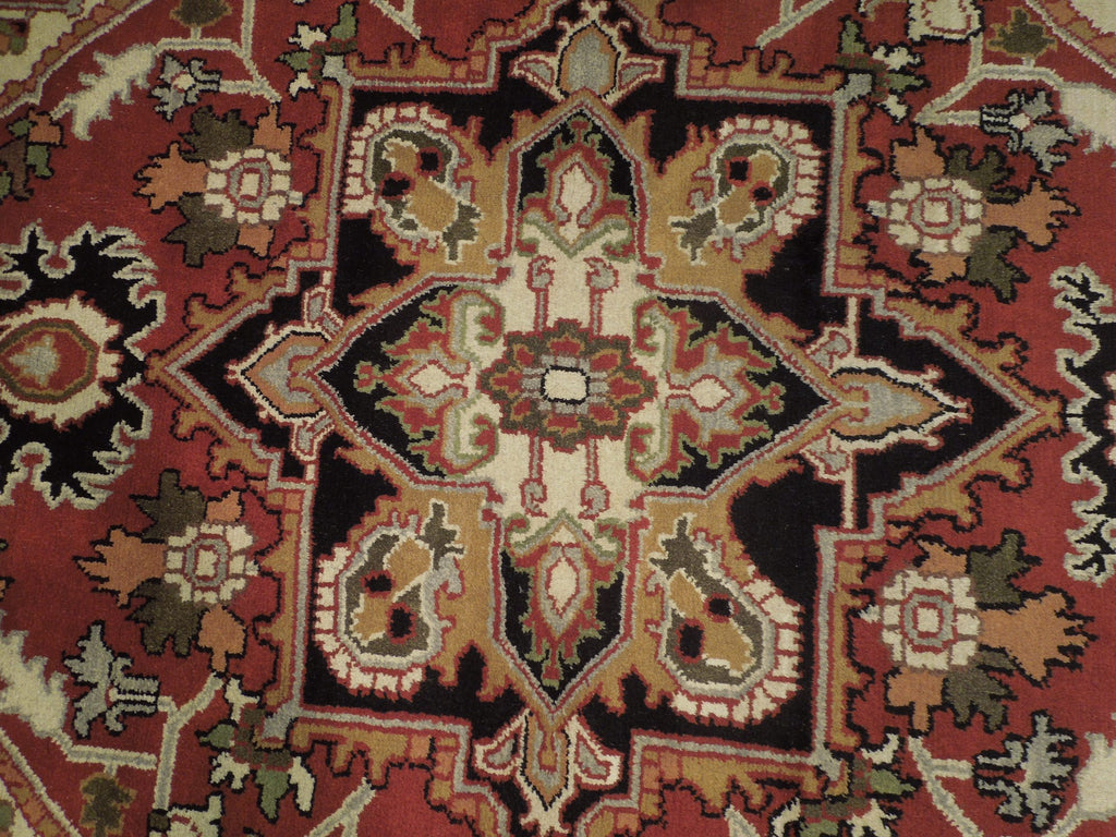 Luxurious-Traditional-Heriz-Rug.jpg