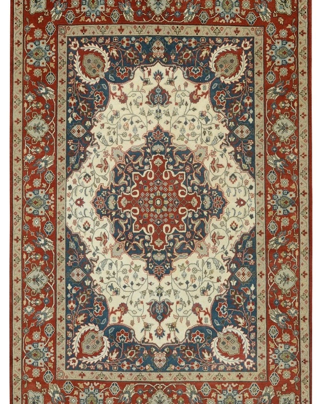 Hand-Knotted-Traditional-Serapi-Rug.jpg

