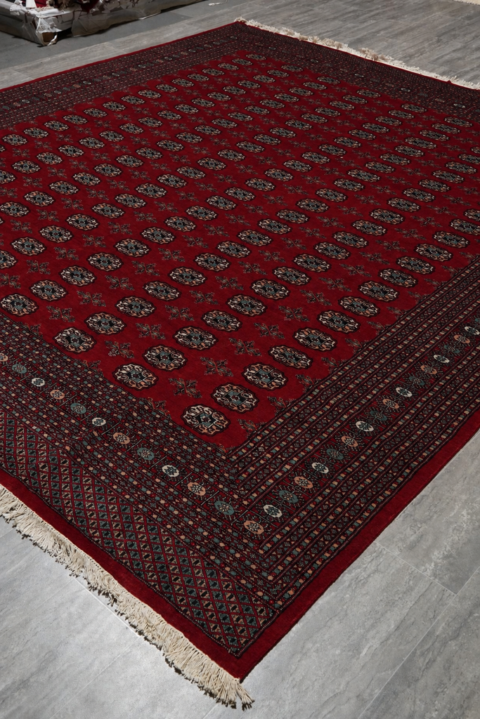 8 x 9 Feet Squarish Bokhara Rug Hand-Knotted Pakistan #F-3121