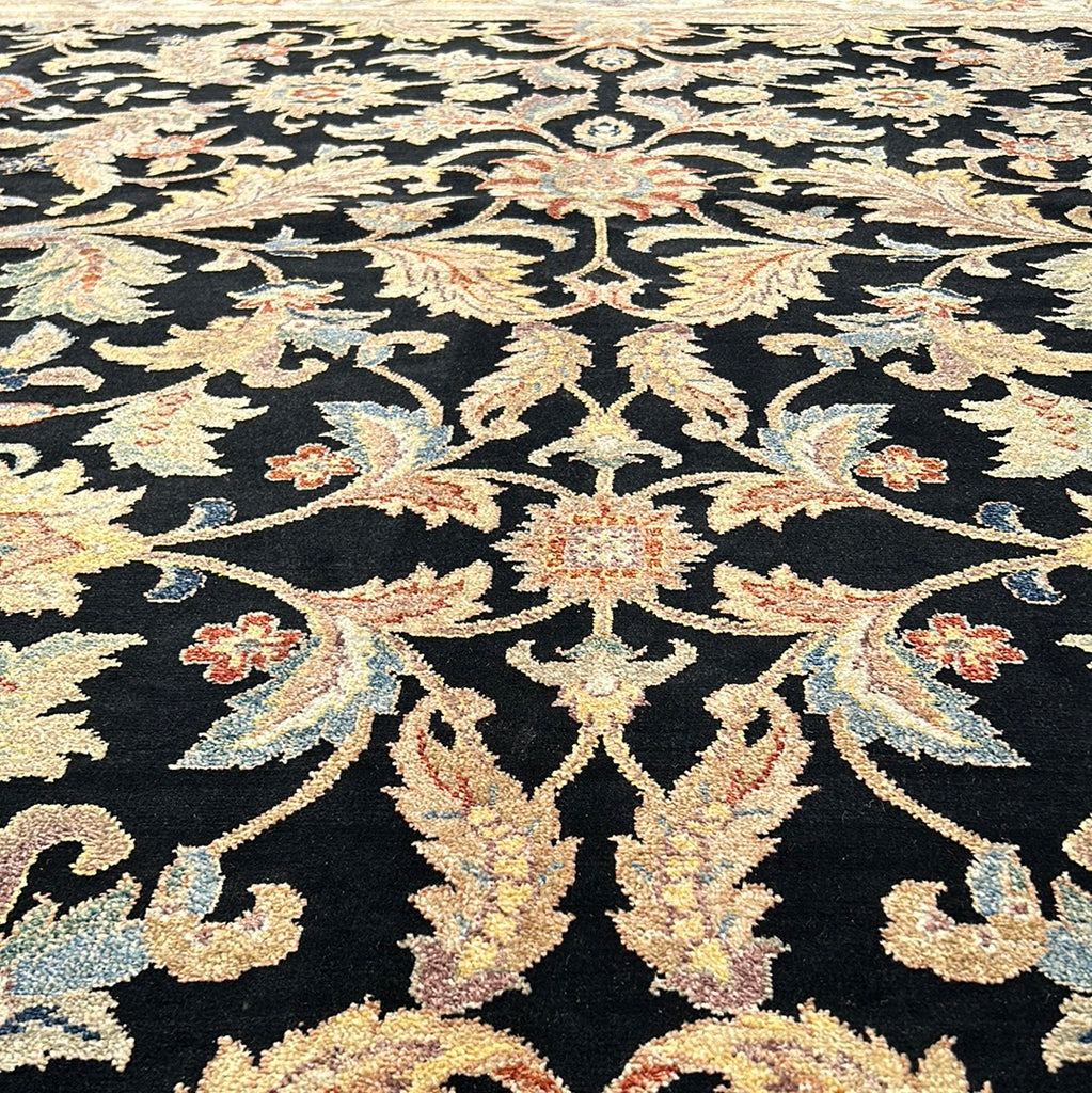 10 x 14 Quality Handmade Black Vegetable Dyed Handmade Wool Rug 17308