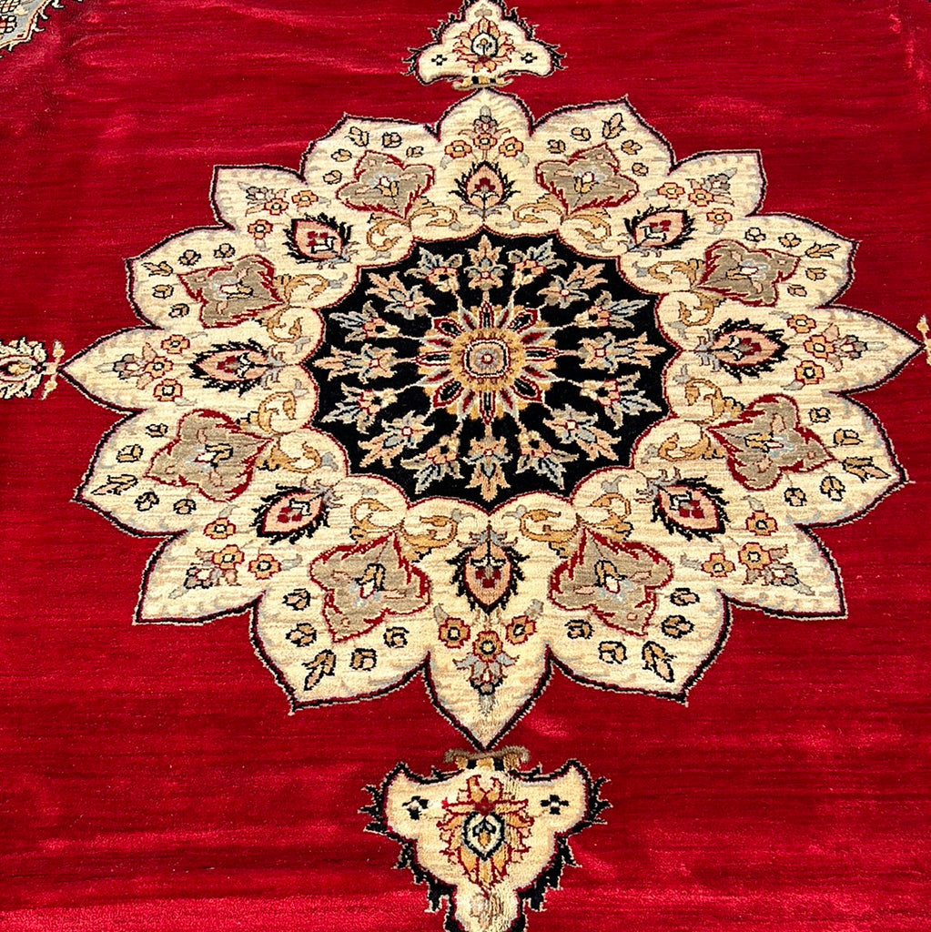 10 x 14 Red White Ivory Rug 17526