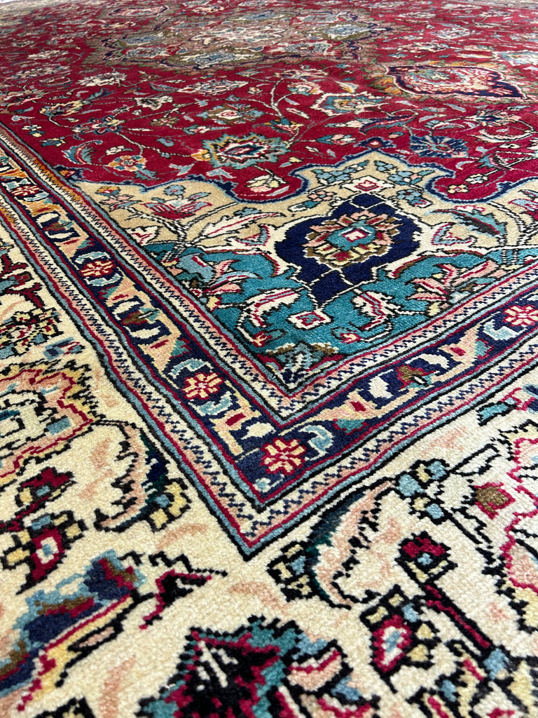 8.1 x 11.4 Genuine Persian Tabriz Wool Rug #PIX-11896