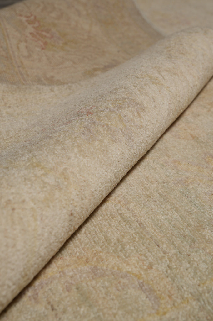 9 x 11.7  Light Sage Green Organic Wool Quality Hand-Knotted Rug #PIX-28469