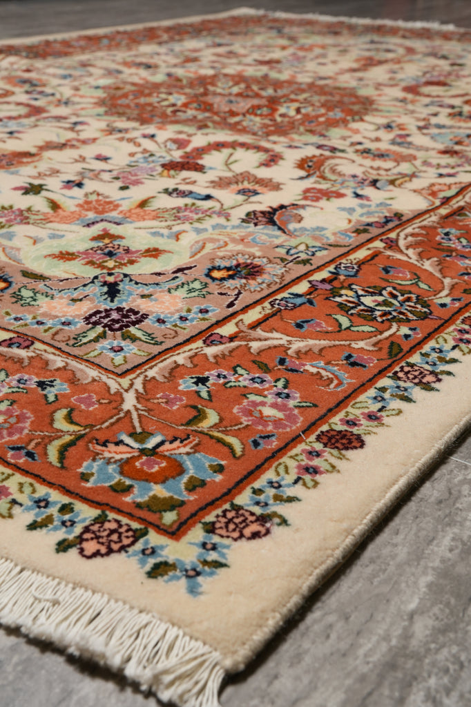 5.4 x 7.8 Authentic Persian Tabriz Rug #PIX-14824