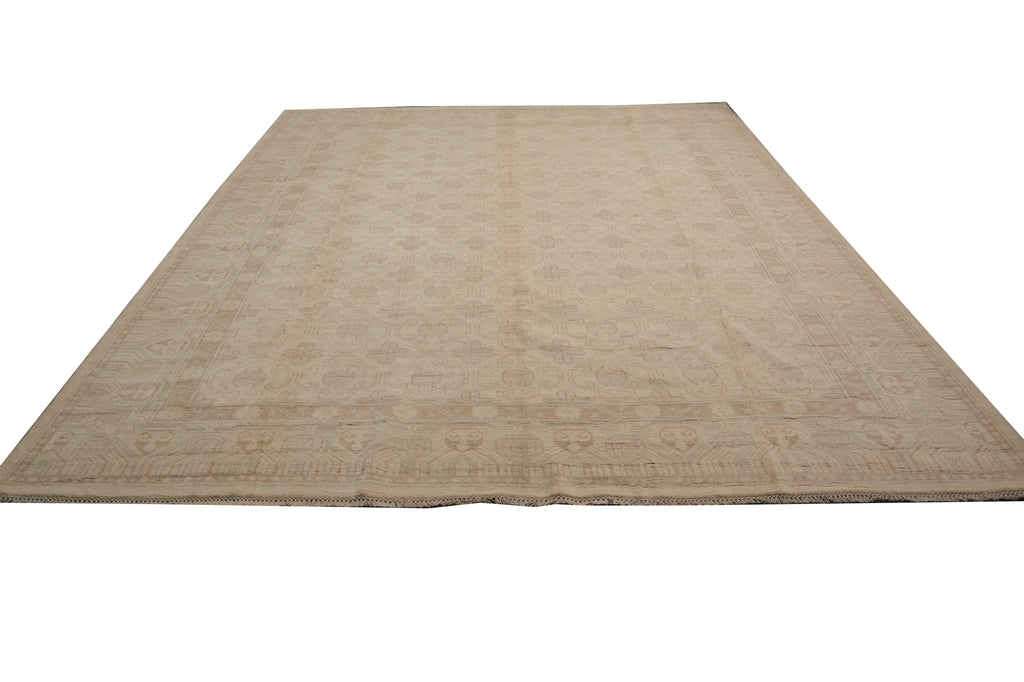 9.5 x 11.9 Natural Quality Wool Chobi Peshawar Rug 