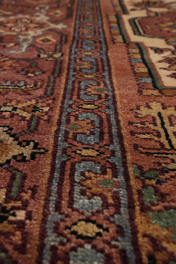 9.9 x 10 Square Rug Heriz Serapi Handmade India #F-4584