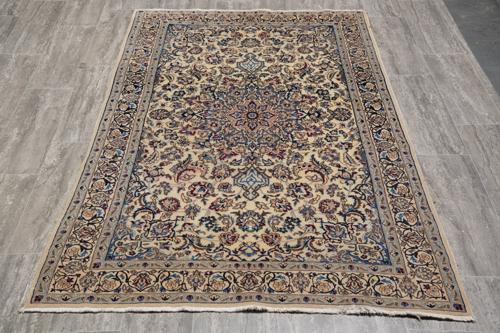 4.3 x 6.8 Pre-Owned Fine Quality Persian Nain Rug Wool and Silk Estate Carpet #B-78912
