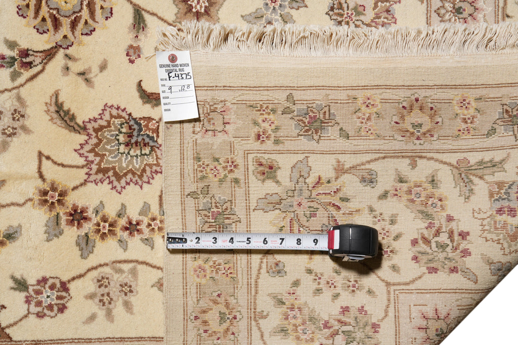 9 x 12.8 Fine Quality Wool and Silk Handmade Rug #F-4375