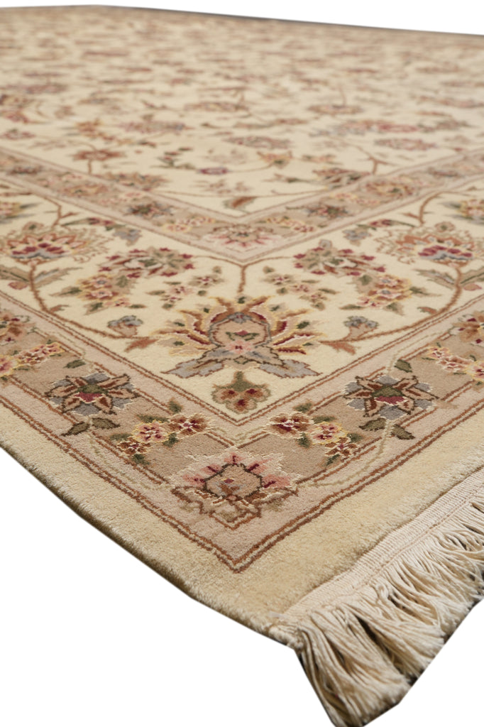 9 x 12.8 Fine Quality Wool and Silk Handmade Rug #F-4375