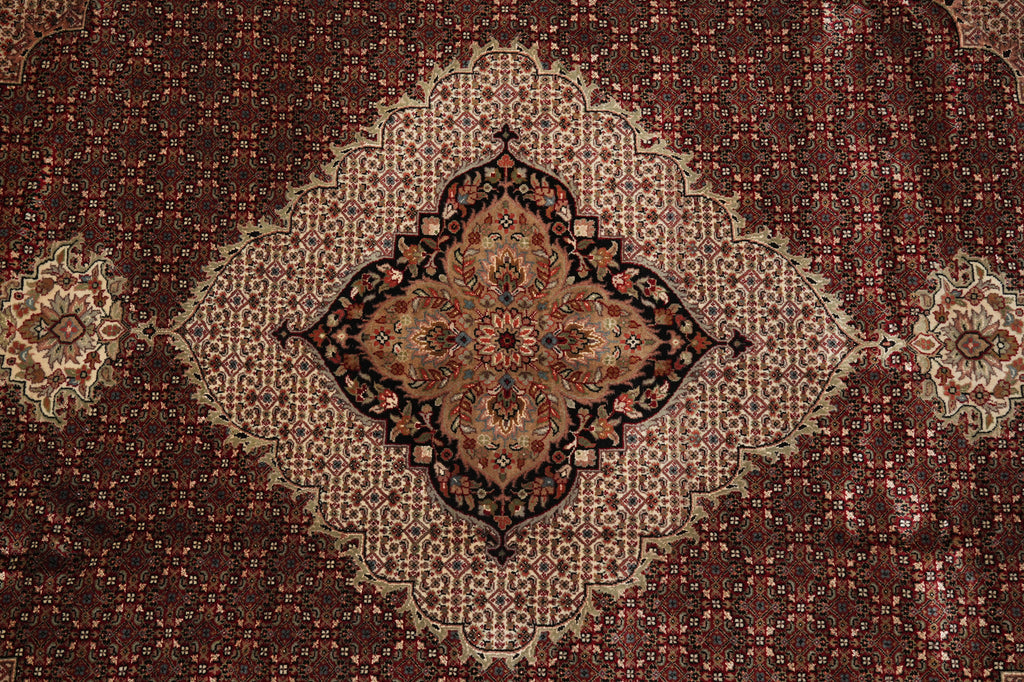 8.3 x 11.4 Fine Quality Wool and Silk Mahi Tabriz Rug #F-4374