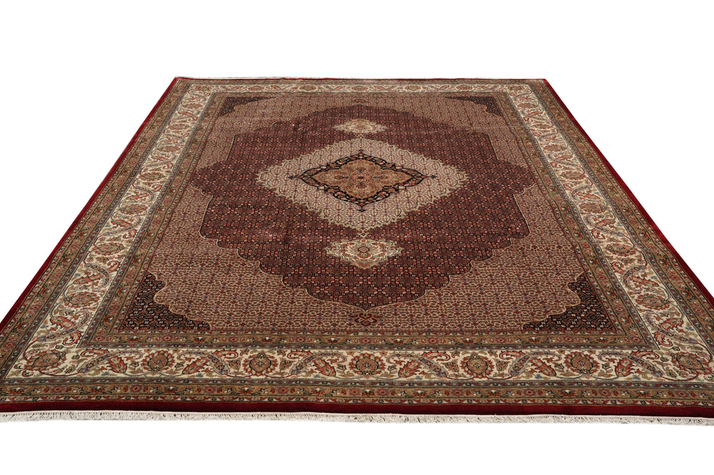 8.3 x 11.4 Fine Quality Wool and Silk Mahi Tabriz Rug #F-4374