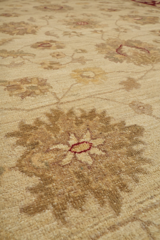 5.7 x 7 5 x 7 Natural Wool Hand-Knotted Chobi Peshawar Ziegler Rug - Pakistan - Pakistan #PIX-21418