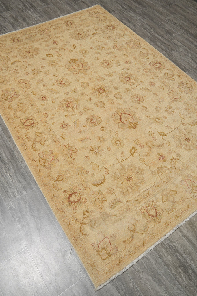5.5 x 7.9 Natural Wool Vegetable Dyed Chobi Peshawar Handmade Rug - Pakistan #PIX-26252