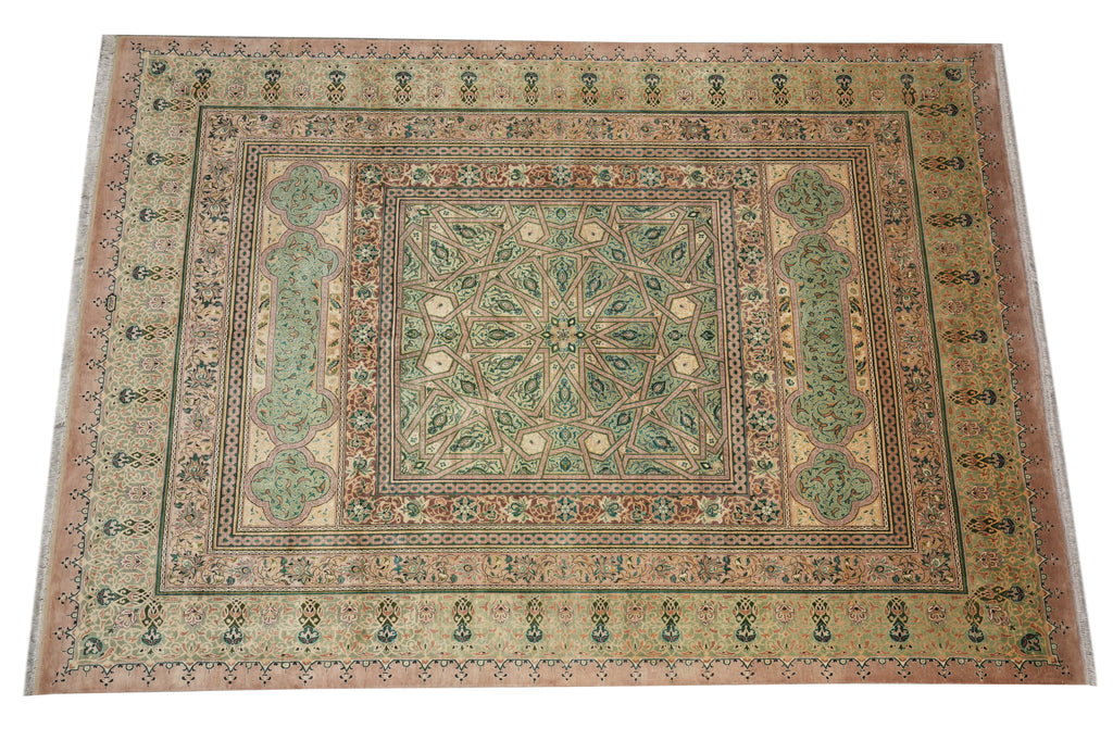 9 x 12.6 High Quality Hand-Knotted Pakistan Rug Fancy Details Green Dom #F-4381