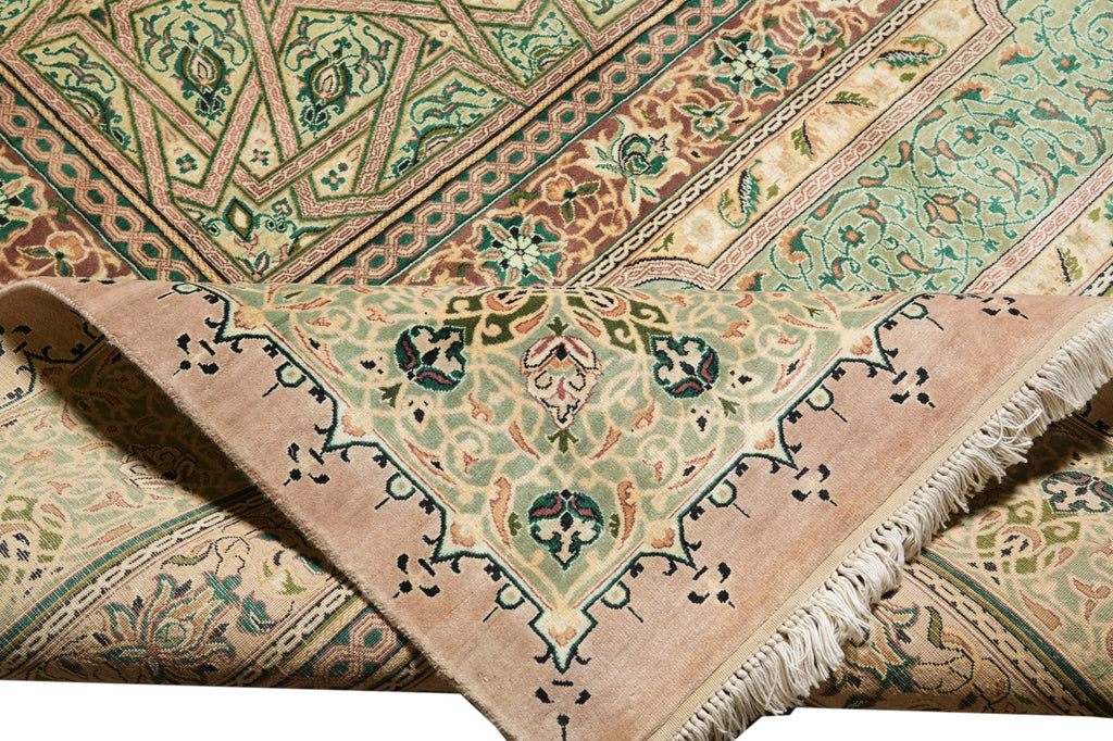 9 x 12.6 High Quality Hand-Knotted Pakistan Rug Fancy Details Green Dom #F-4381