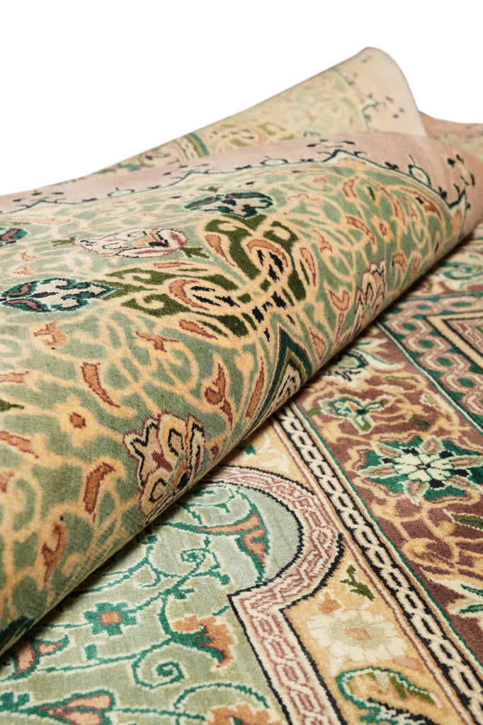 9 x 12.6 High Quality Hand-Knotted Pakistan Rug Fancy Details Green Dom #F-4381