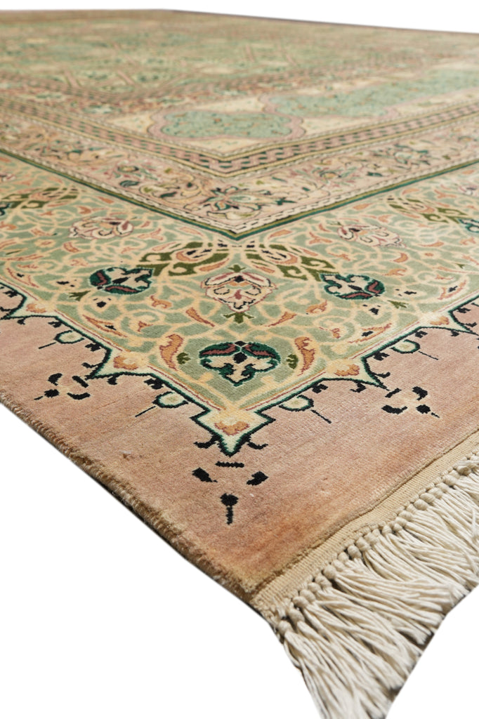 9 x 12.6 High Quality Hand-Knotted Pakistan Rug Fancy Details Green Dom #F-4381