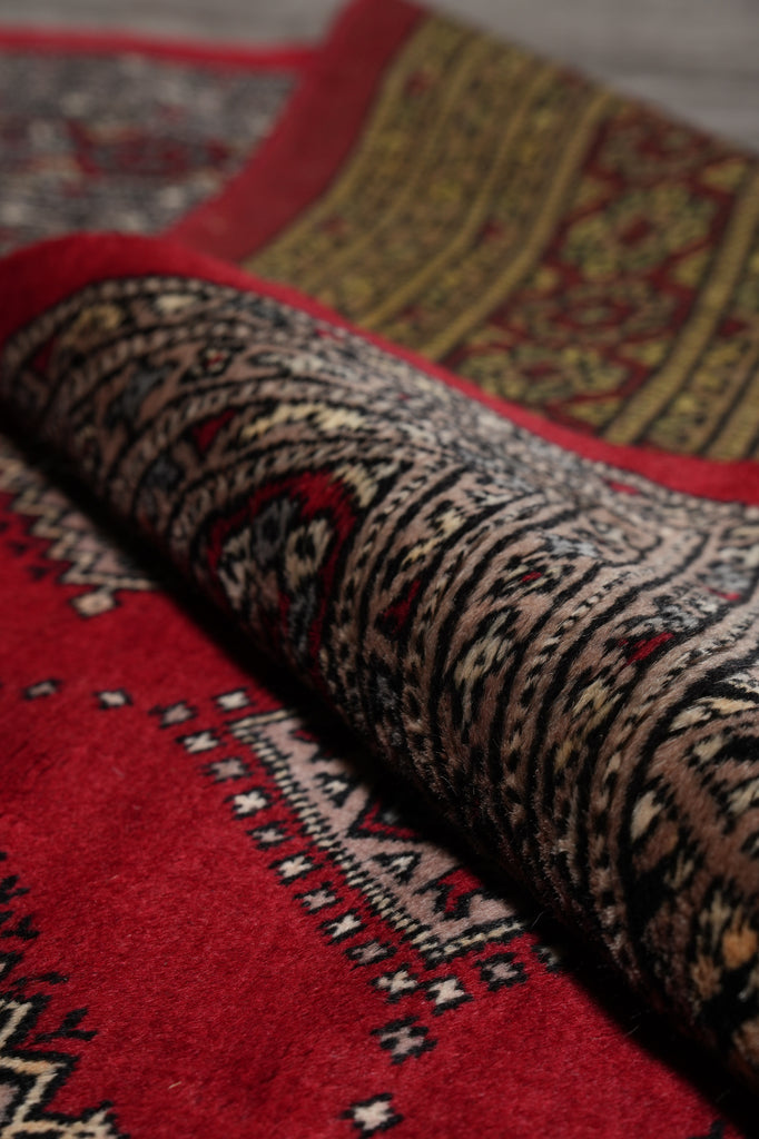 6.9 x 9 Jaldar Diamond Bokara Pattern Handmade Pakistan Rug #F-4611