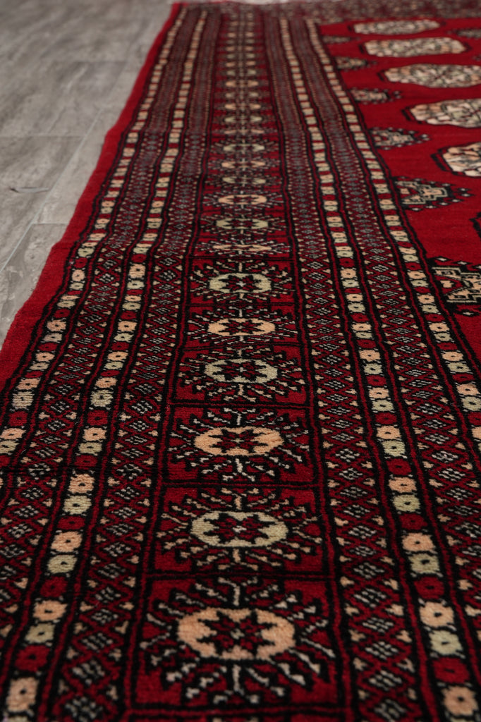 7 x 9.6 Classic Bokhara Rug Handmade Pakistan #F-4614