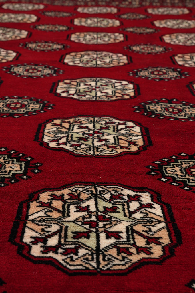 7 x 9.6 Classic Bokhara Rug Handmade Pakistan #F-4614