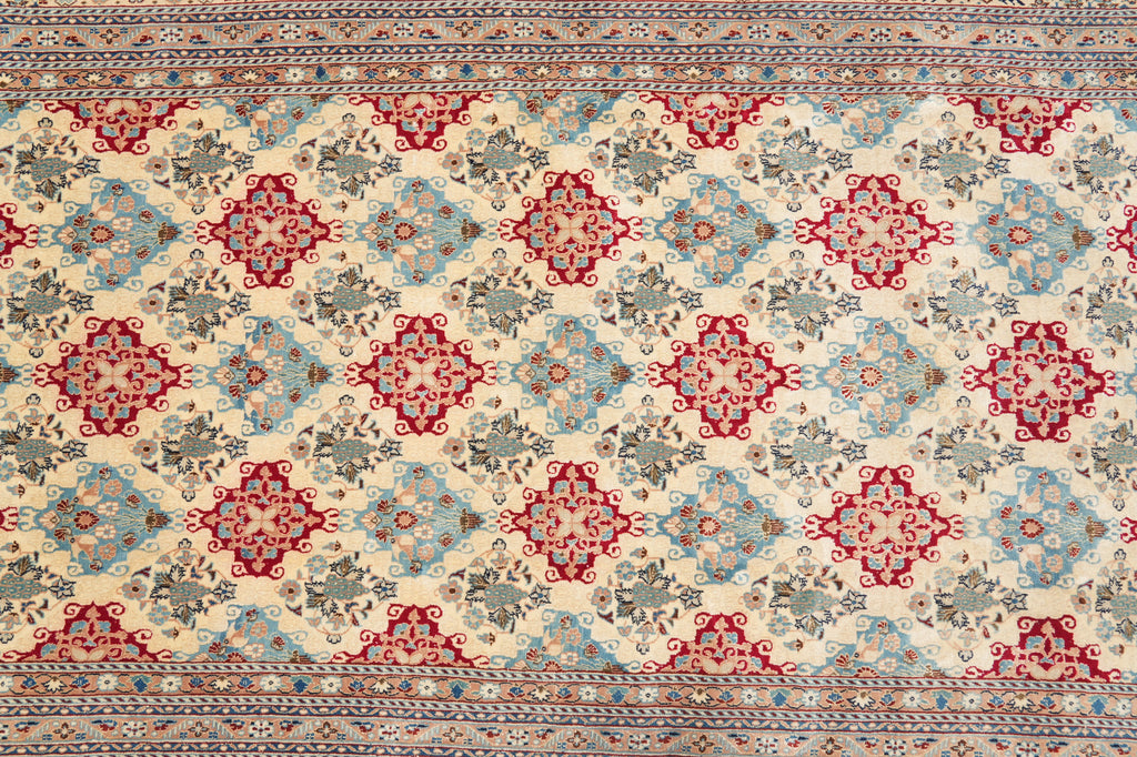 5 x 8.7 Fine Persian Nain Wool And Silk  Rug 6 La 500 KPSI #PIX-15979