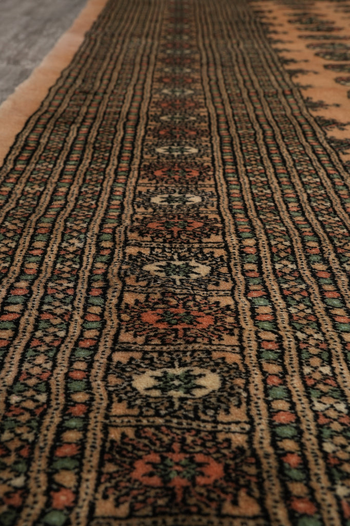 9.4 x 12 Handmade Pakistan Bokhara Rug Soft Wool #F-4615