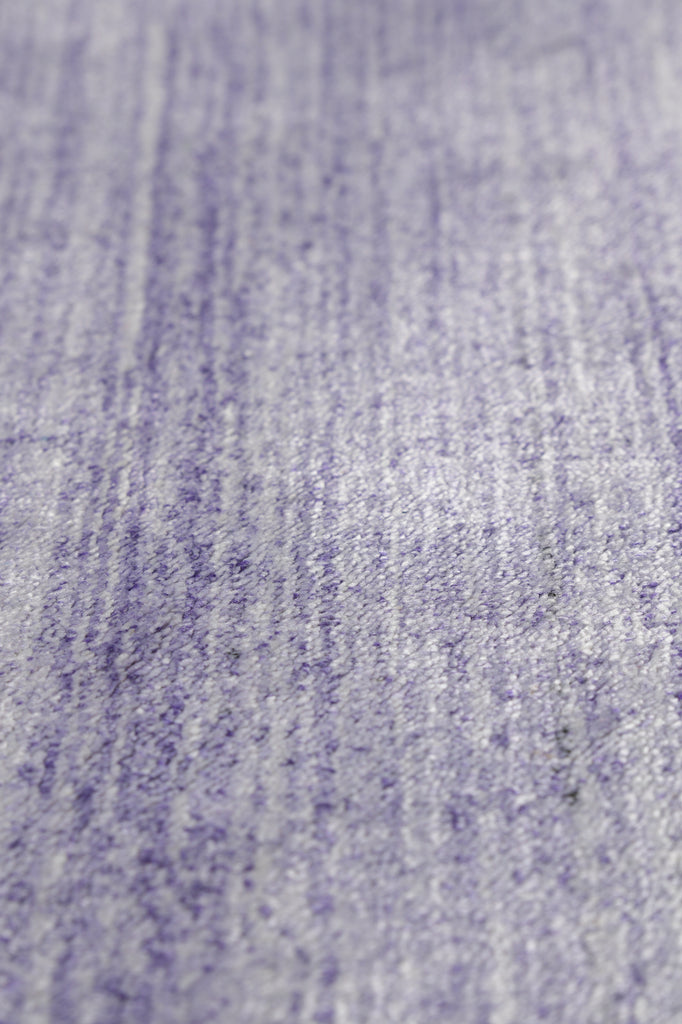 8 x 10 Solid Purple Lavendar Fine Wool Handmade Rug F-5388