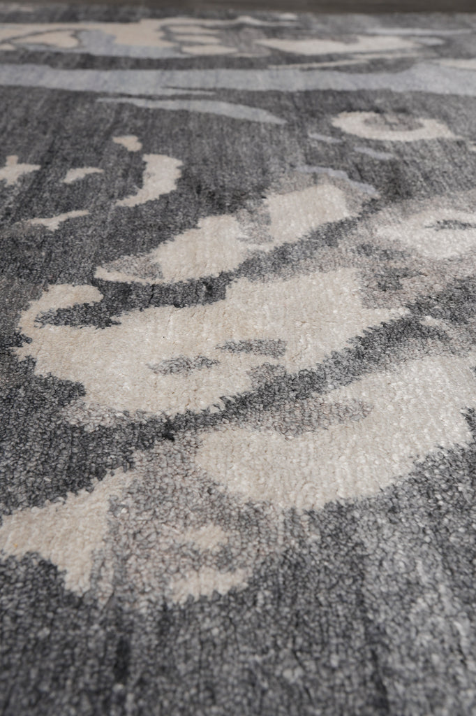 6 x 9 Fine Quality Contemporary Handmade Wool and Silk Gray #F-4631