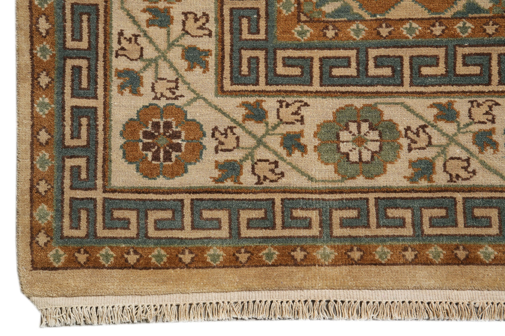 8.9 x 11.7 Quality Hand-Knotted Agra Rug #F-4386