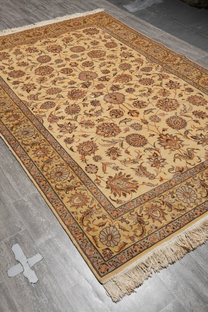 6 x 9 Fine Hand-Knotted Rug 200 KPSI fine Silky Wool #LA-53089