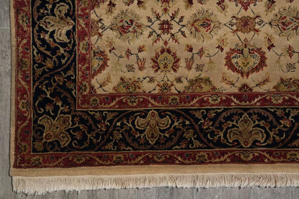 5.4 x 8.3 Beige Quality Silk & Wool Indian Rug #PIX-804-150