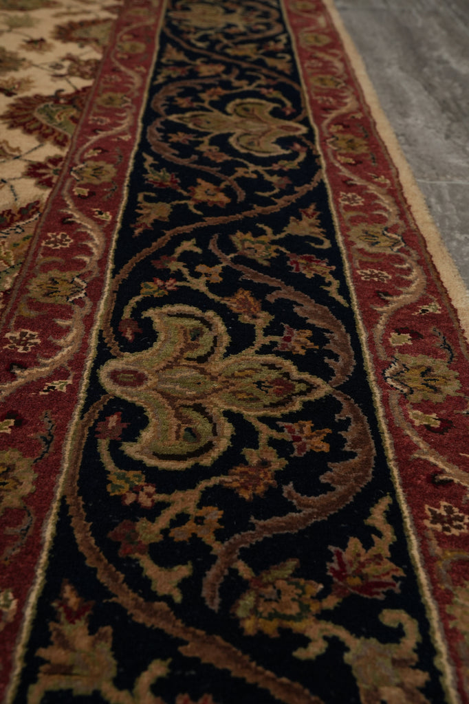 5.4 x 8.3 Beige Quality Silk & Wool Indian Rug #PIX-804-150