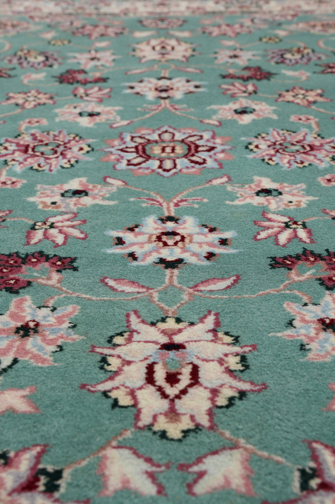 4 x 4.7 Green Handmade Wool Rug #F-4644