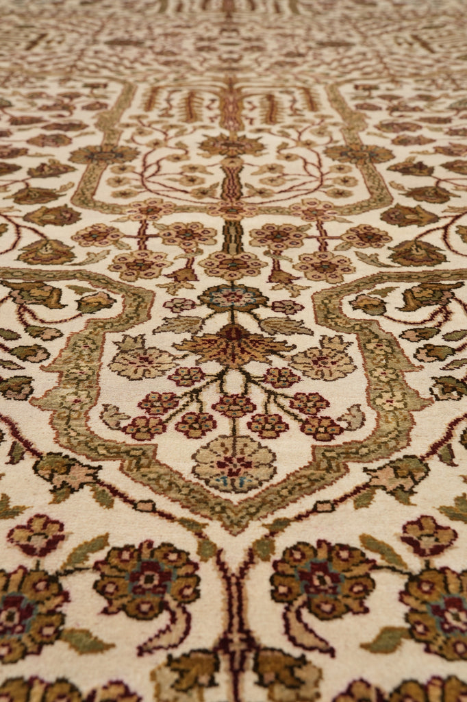 9.4 x 12 High Quality Wool And Silk Hand-Knotted Rug Fancy Details Neutral #PIX-804-164