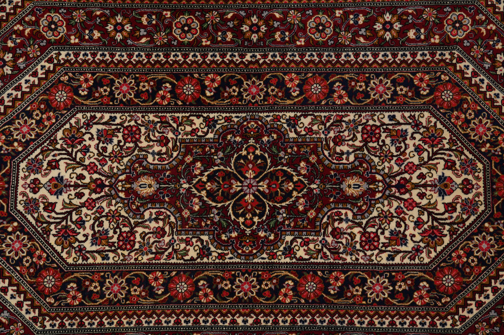 4.7 x 7 New Handmade Qom Rug #F-4645