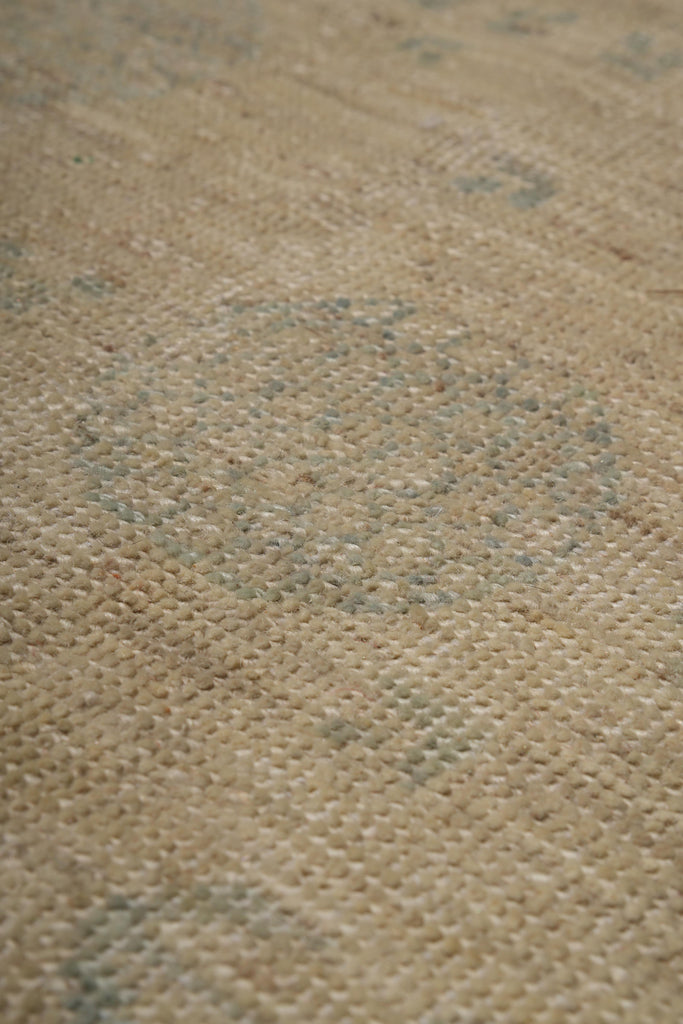 8.0 x 10.9 Natural Wool Quality Ziglar Chobi Rug #F-6394