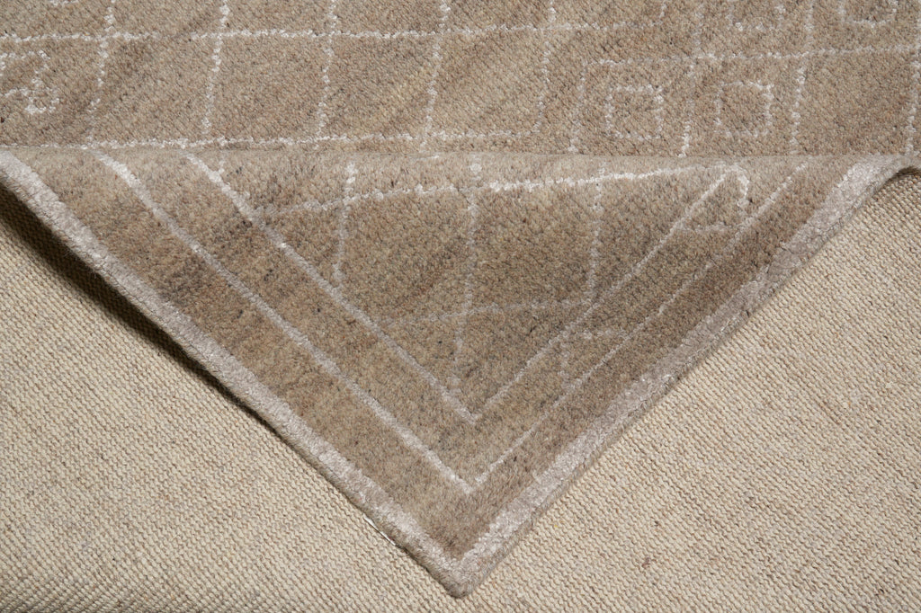 8.3 x 11.7 Modern Caramel Beige Handmade Rug #PIX-29179